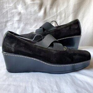 Donald J Pliner Pela Women's Suede Leather Wedge Heels Black Size 7.5 Italy